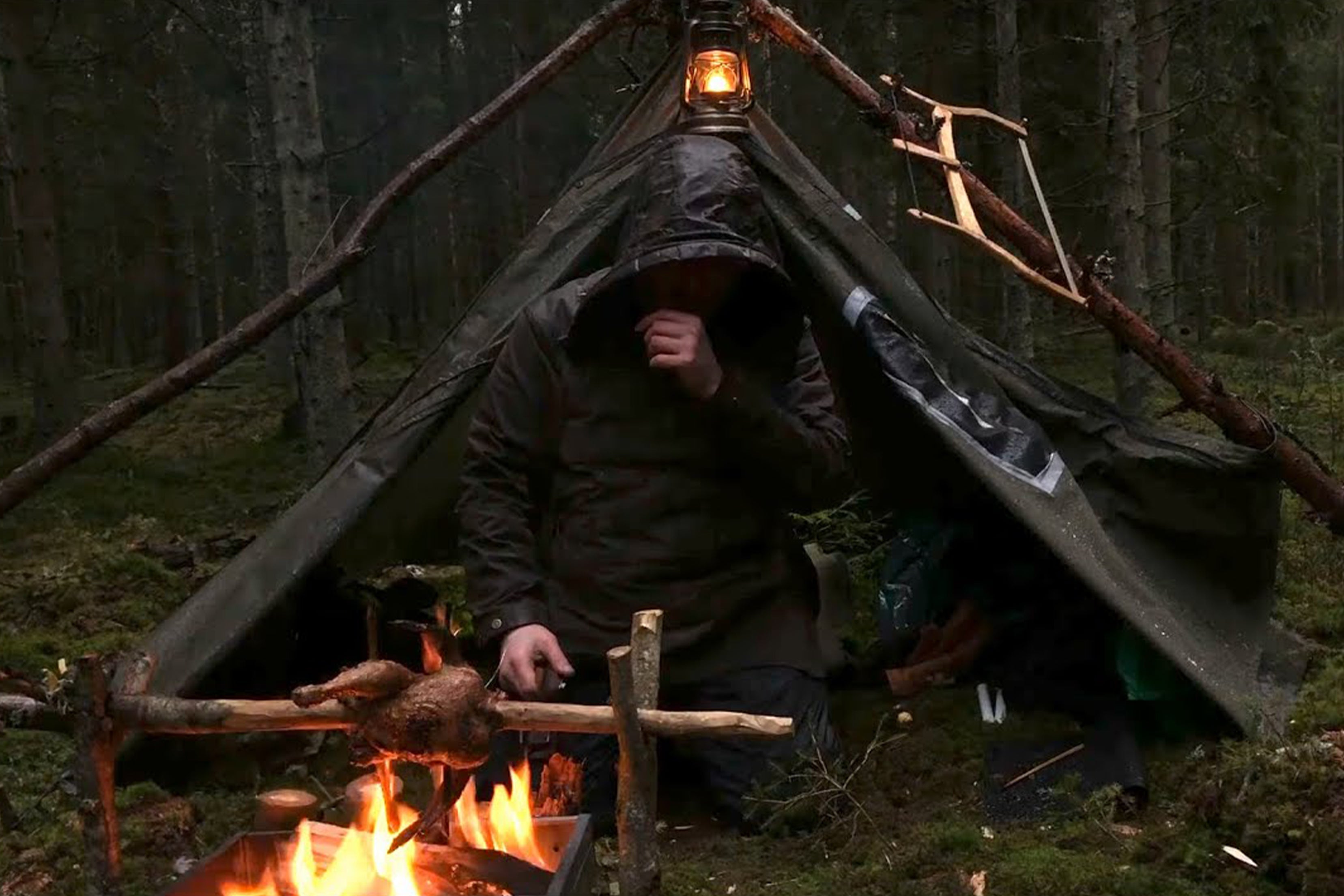 Caught in a Storm - 4 days solo bushcraft, camping in heavy rain, portable wood stove, canvas tent