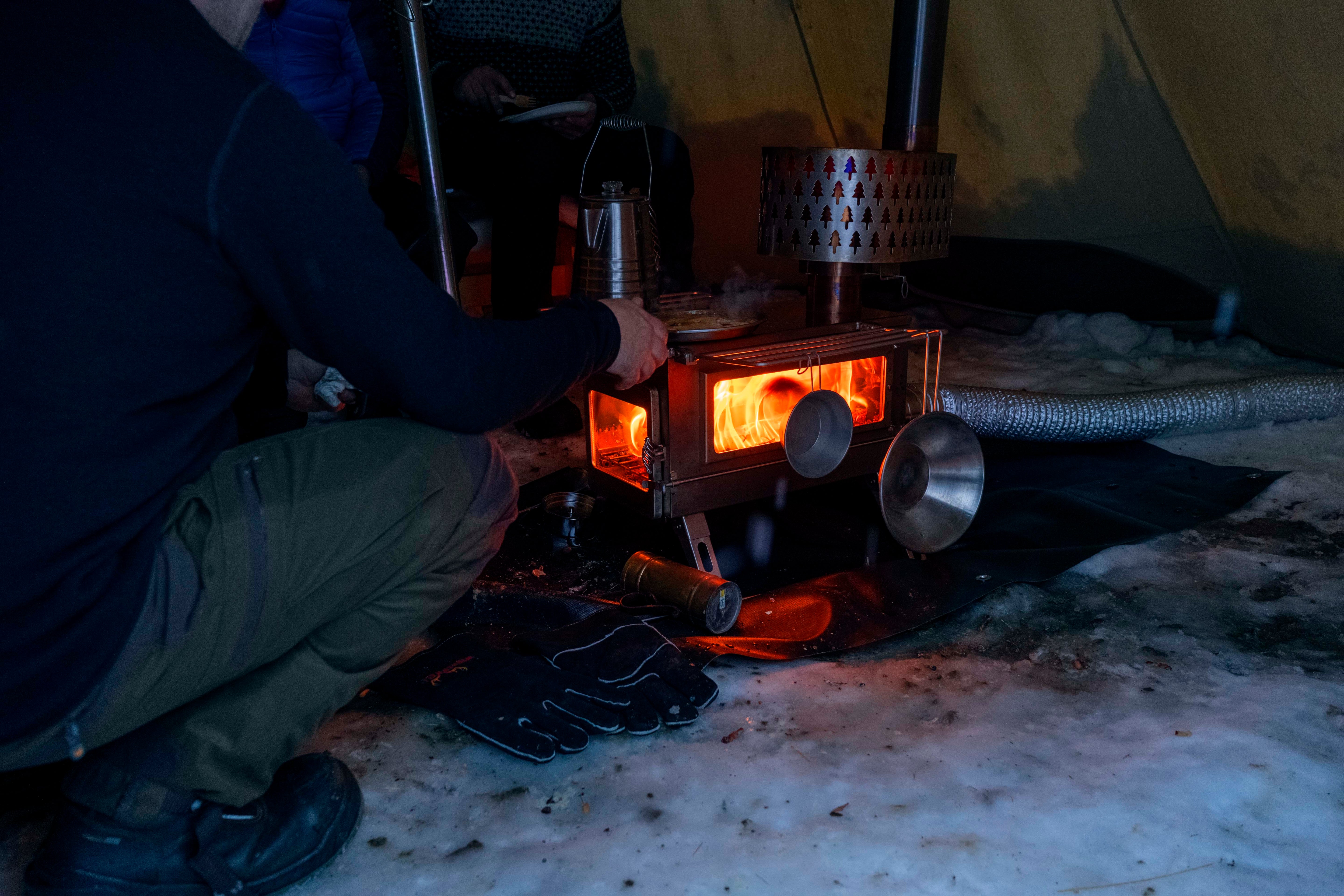 Poêle à Bois Portable Winnerwell® Nomad PLUS Double Fenêtre avec Prise d'Air Extérieure pour Tente